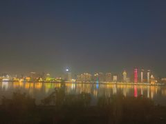 -秋水广场