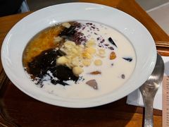 -RUXU入续糖水铺与包(卓悦中心店)