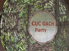 -Cục Gạch Quán