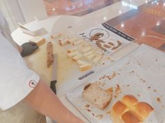 -HOT CRUSH趁热集合·现烤面包(环球港店)