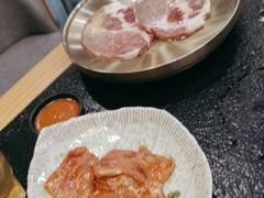 -臻牛烤肉