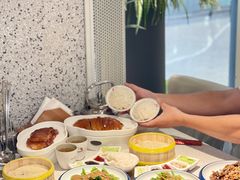-三人行骨头王火锅(长寿店)