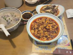 -易老妈蹄花.特色川菜(人民公园总店)