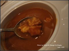 现场制作的龙虾汤@龙虾酒吧扒房-龙虾酒吧扒房(宁波香格里拉店)
