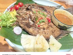 -老滇山寨•云南特色菜•地方菜•民族风情歌舞表演(金碧店)