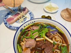 -镇南锅盖面馆(解放路店)