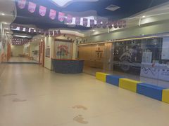 -蓝旗亲子游泳(范湖万达广场店)