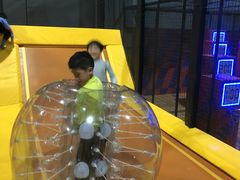 -嗨翻Hi-Fun竞技主题乐园·蹦床亲子生日轰趴(国光1937店)