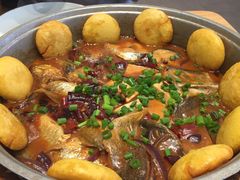 胶东鱼锅贴饼子-山东宾馆·齐鲁苑餐厅