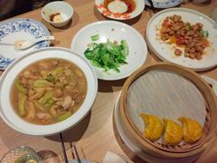 -连鹭海鲜·海肠捞饭·海胆饭(星海店)