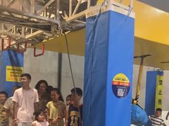 -极限Jump蹦床·新潮玩运动世界·室内乐园·团建·派对中心