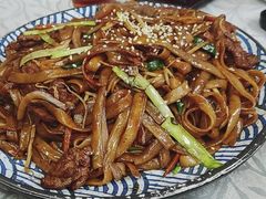 干炒牛河-天宝食坊·啫啫煲大排档(西华路店)