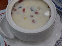 -捷信牛奶甜品世家(学府店)