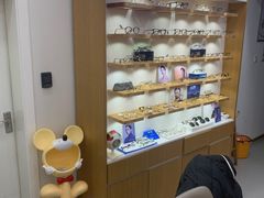 -亿视康青少儿眼镜(五官科店)