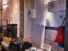 -小肚皮饮食店