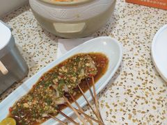 -小董哥烤串·爆汁大油边(故宫店)