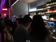 -TZ House音乐现场(来福士中心店)