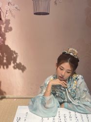 -一揽芳华汉服旗袍体验馆(拙政园店)