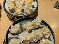 蛋黄鲜肉烧麦-真真鲜馄饨店(启蒙路店)