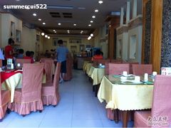 -一家人(凯旋路店)