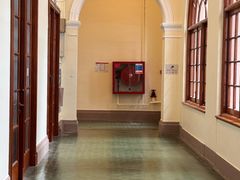 -香港大学