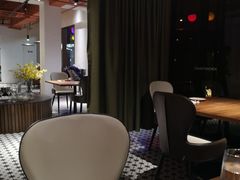 -Erman岩烧牛排(虹桥南丰城店)