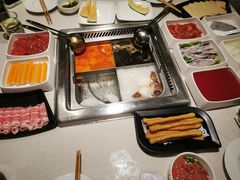 -海底捞火锅鲜切牛肉主题店(长寿路店)