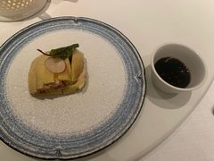 -醉辉皇上海之巅(上海中心大厦店)