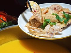 -鲜入唯煮·港式海鲜牛肉火锅(金宝街店)