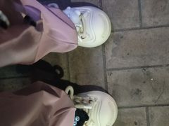 -BHC炸鸡(明洞总店)