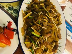干炒牛河-小龍鳳餐室(番禺路店)