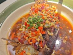 香酥大鲫鱼-费大厨辣椒炒肉(高铁吾悦广场店)