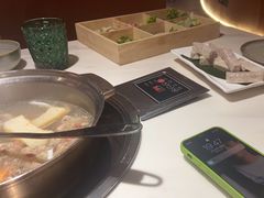 -喃喃椰·糟粕醋·椰子鸡火锅(七堡花园店)