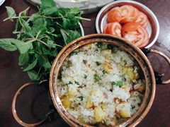 洋芋铜锅饭-姚记抚仙湖石锅鱼庄