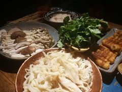 -房子红了鱼豆花重庆老火锅(广厦学院店)