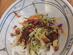 -陇上秦轩西安biangbiang面(朝龙汇店)