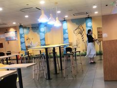 -麦当劳(石坝服务区店)