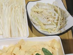 -云中鱼蒸汽石锅鱼(川沙百联店)