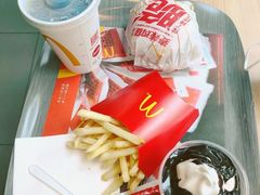 -麦当劳(金山红星美凯龙DT店)