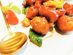 时令鲜果咕噜肉-喜粤8号(四海唐人街店)