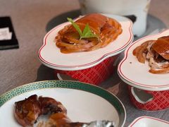 招牌香酥烤鸭-秀儿四九城·新京菜(亚运村鸟巢店)