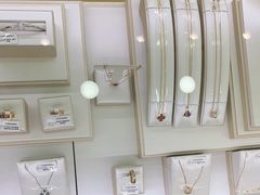 -海星奢选二手奢侈品手表包包鉴定回收寄卖(墨玉南路店)