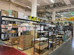 -百安居装修建材卖场(泰然店)