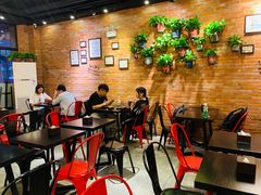 大堂-老啪叽串炒饭(铁百店)