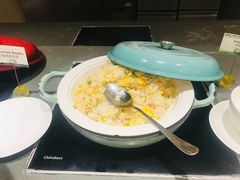 -上海浦东康桥绿地假日酒店