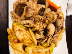 -臻鲜燕海鲜融合餐厅(金陵style店)