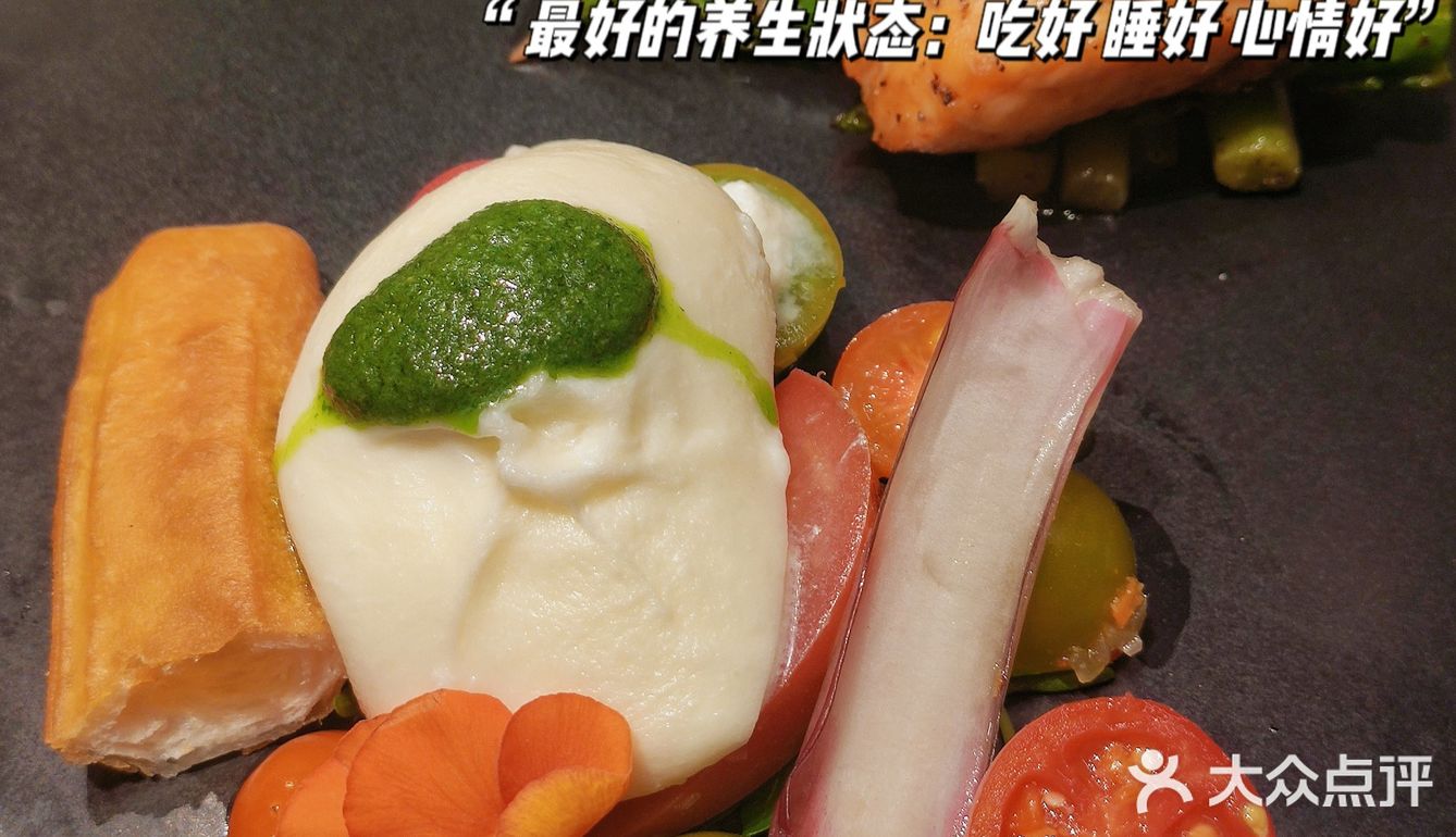 圣诞约会去哪里？万象城这家西餐厅氛围拉满！