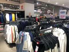 -唯品会(北京国瑞城店)