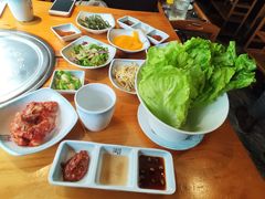 -唯成•韩国炭火烤肉 유성고기