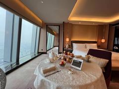 -瑞吉酒店·The Drawing Room闲逸廊·云端下午茶·夜奢Whiskey
